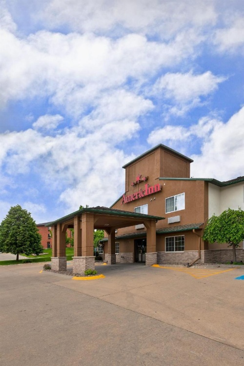 AmericInn by Wyndham Des Moines Airport image 13