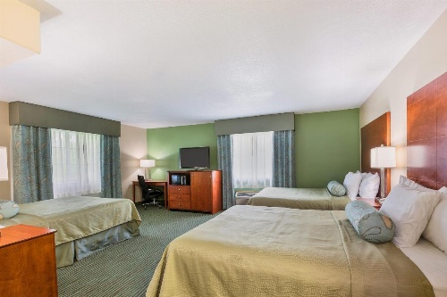 AmericInn by Wyndham Des Moines Airport image 14