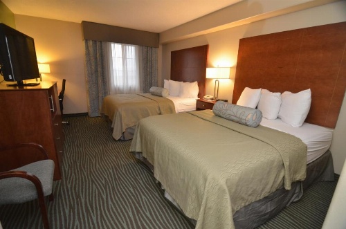 AmericInn by Wyndham Des Moines Airport image 30