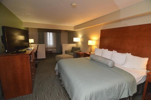 AmericInn by Wyndham Des Moines Airport image 34