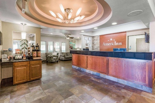 AmericInn by Wyndham Des Moines Airport image 39